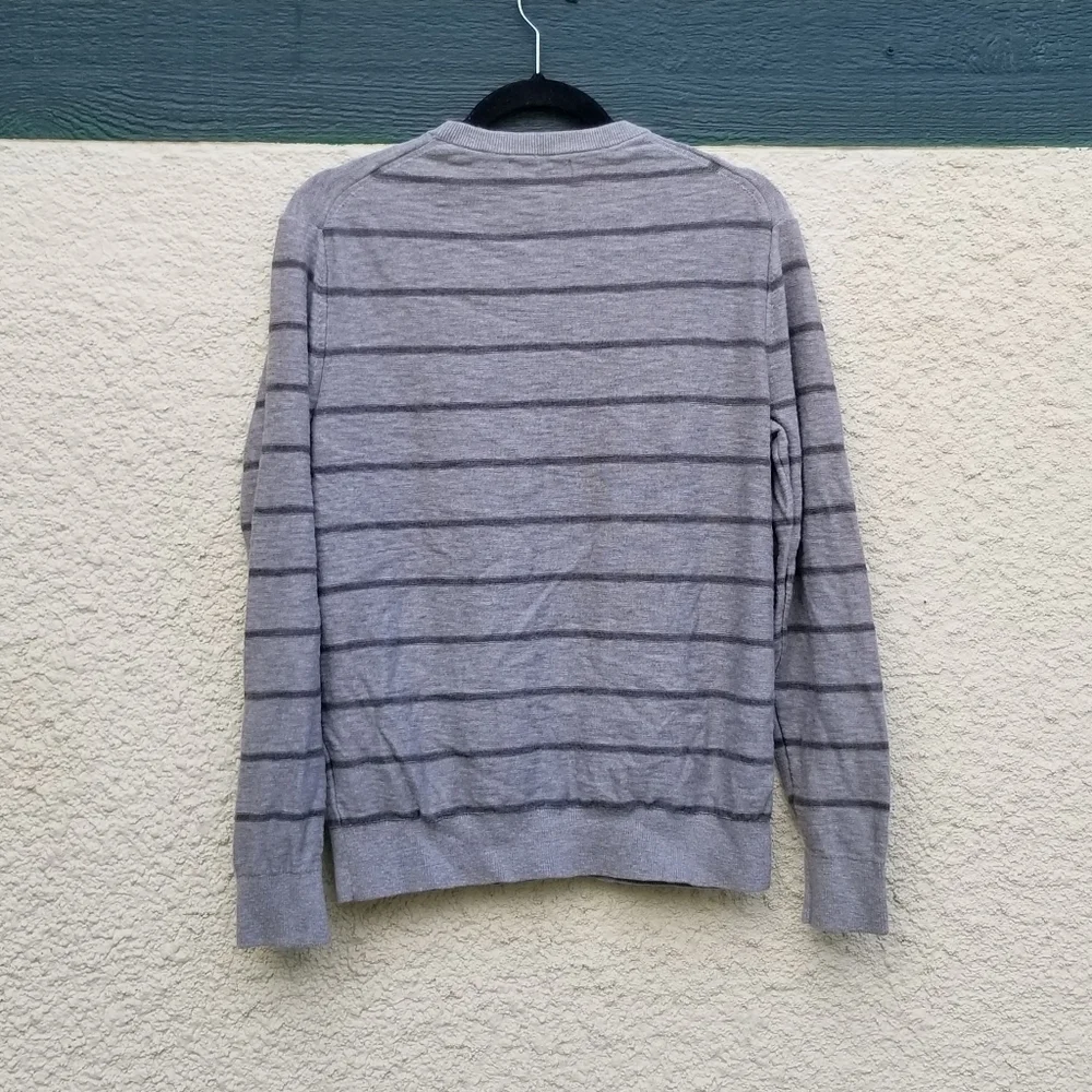 Banana Republic 100% cotton slub gray striped sweater medium